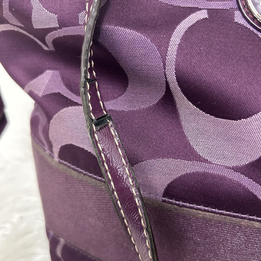 Coach 1941 est. No. 1260- F20018 Purple Canvas w/Leather trim Signature Stripe - Picture 4 of 14